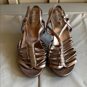 Unlisted Grayish Brown Heels size 7